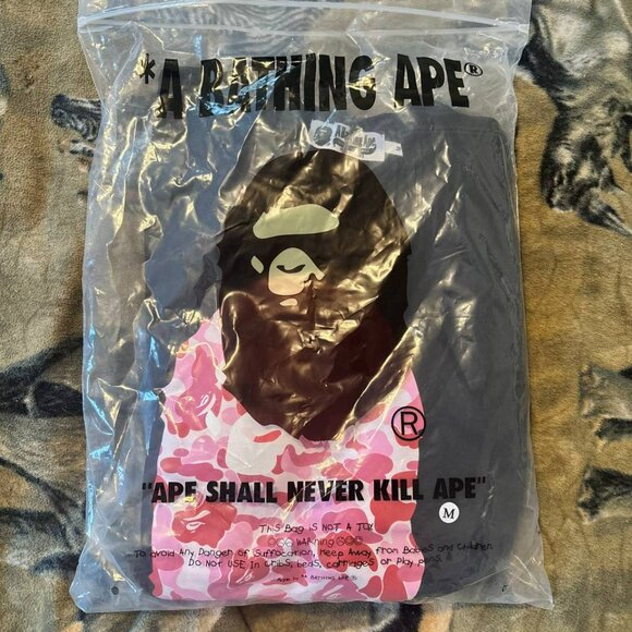 BAPE | A Bathing Ape Relaxed Fit Crewneck | - Picture 2 of 8